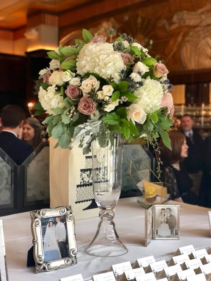 31841545_886022474915477_1917911512815501312_n